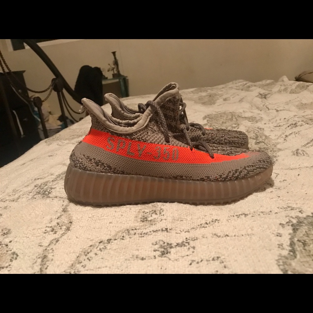 •Adidas Yeezy 350 Boost•V2•